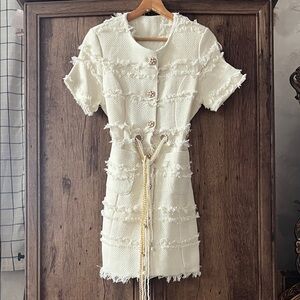 Sierra Darien Pearl Chain Tweed Beige Cream Short-Sleeve Dress